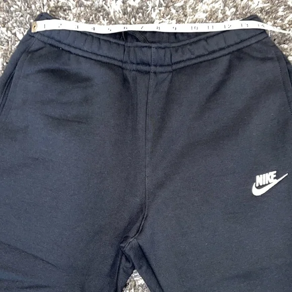 New NIKE Sportswear Standard Fit Tapered Leg Club Fleece Joggers - Picture 9 of 16